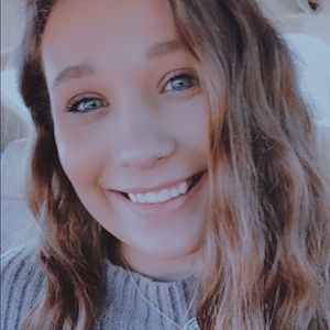 Meet your Posher, Mallory